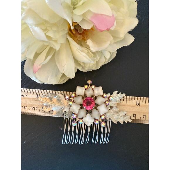 Bridal Hair Comb Winter Wedding Accessory Silver Leaf Winter White - Picture 6 of 7